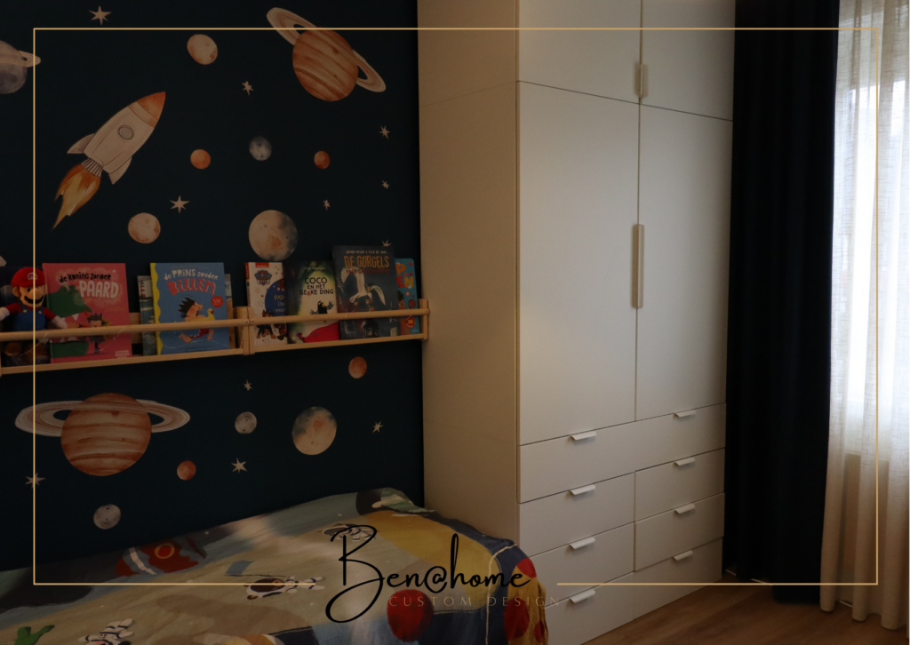 a boy's room with space theme